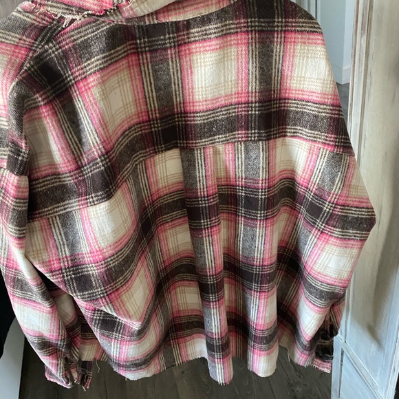 Flannel shacket - Picture 4 of 4